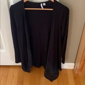 Elle cardigan black, sheer bottom